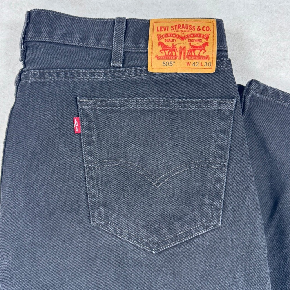 Levis 505 Regular‎ Fit Black Denim Jeans Mens W42 L30 Straight Leg 00505-0260
